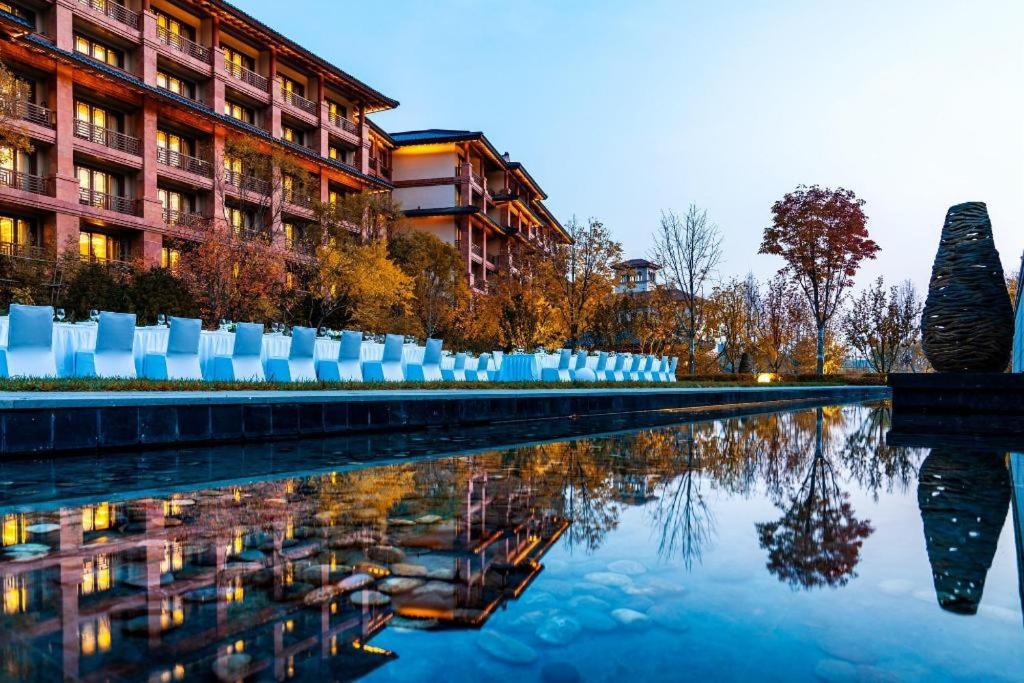 Grand Bay Hotel Beijing Xiaotangzhuang Екстериор снимка