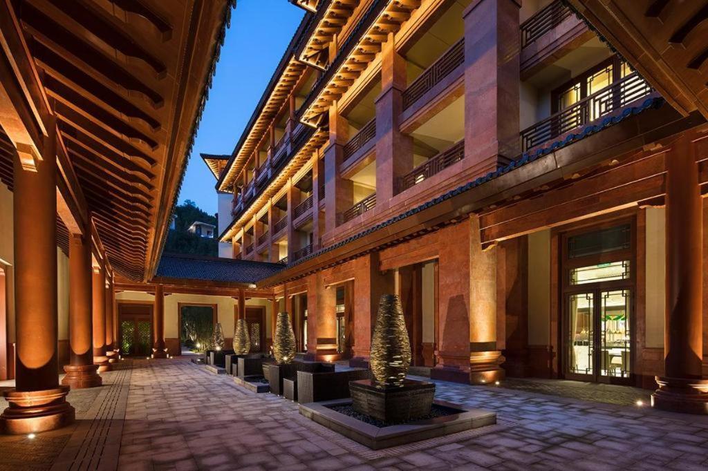 Grand Bay Hotel Beijing Xiaotangzhuang Екстериор снимка