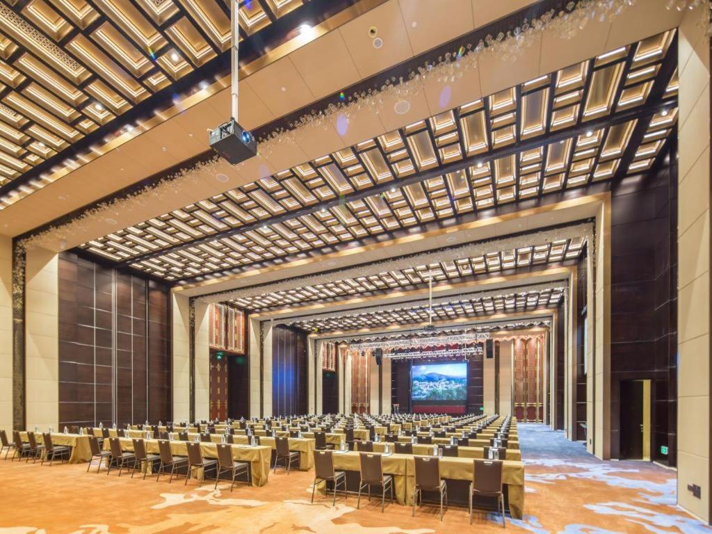 Grand Bay Hotel Beijing Xiaotangzhuang Екстериор снимка