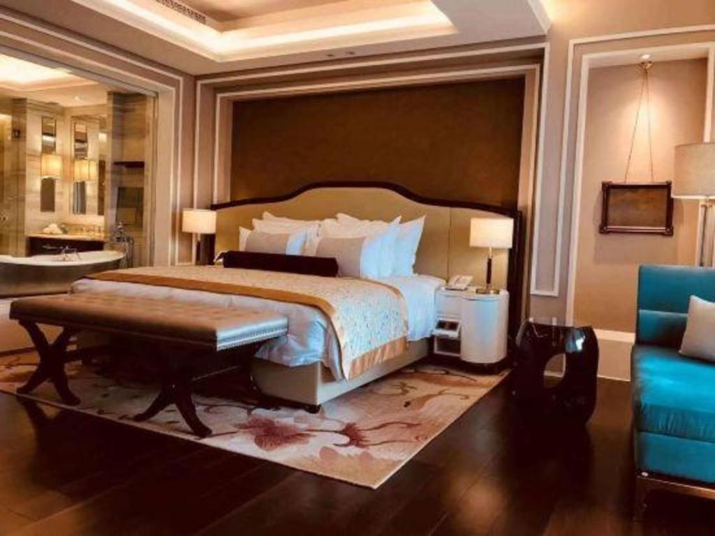 Grand Bay Hotel Beijing Xiaotangzhuang Екстериор снимка