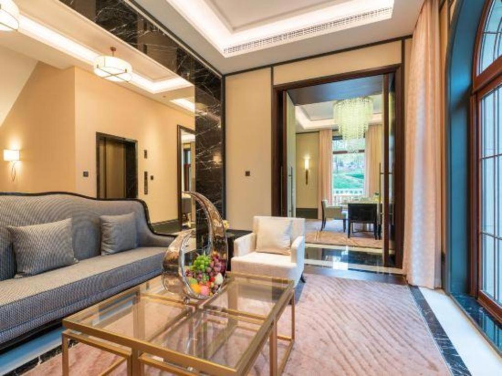 Grand Bay Hotel Beijing Xiaotangzhuang Екстериор снимка